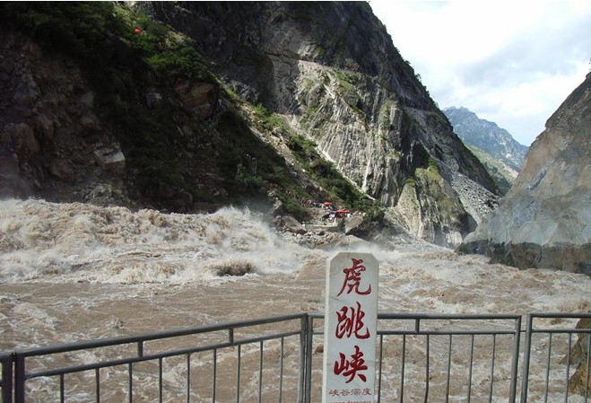 麗江古城、拉市海、虎跳峽、大理雙廊雙飛5日
