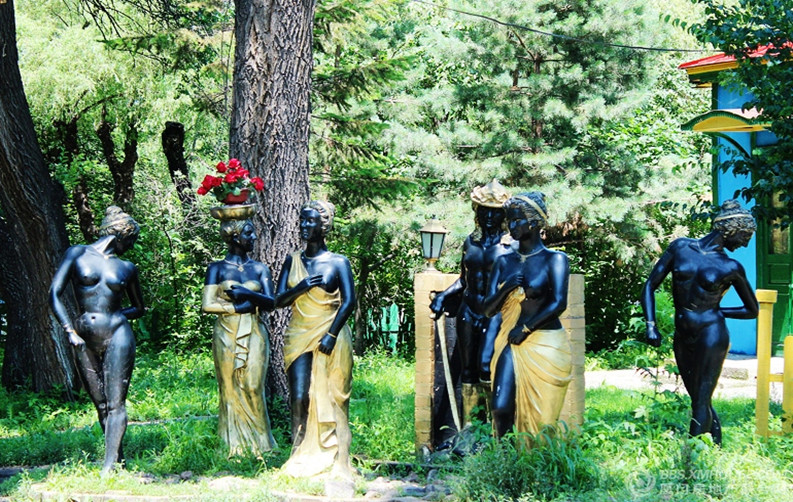 西安兵馬俑、華清池、華山、明城墻臥飛四日