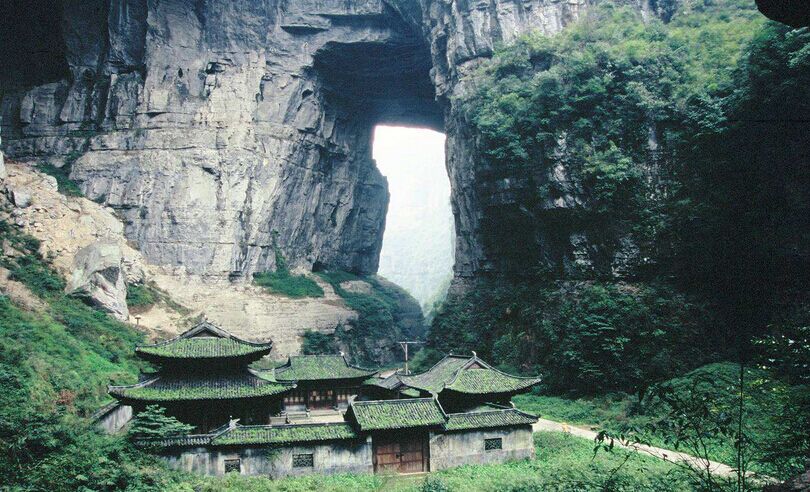 重慶武隆、長(zhǎng)江三峽、神農(nóng)架、荊州古城、武漢