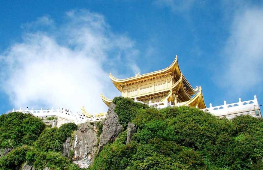 九寨黃龍、峨眉樂山、青城山都江堰雙臥10日**
